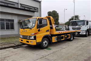 玉龙车辆公路救援